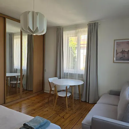 Przestronne W Domu Prywatnym Ze Wspolna Lazienka Prywatnosc I Komfort