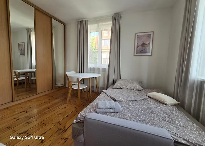 Przestronne W Domu Prywatnym Ze Wspolna Lazienka Prywatnosc I Komfort *