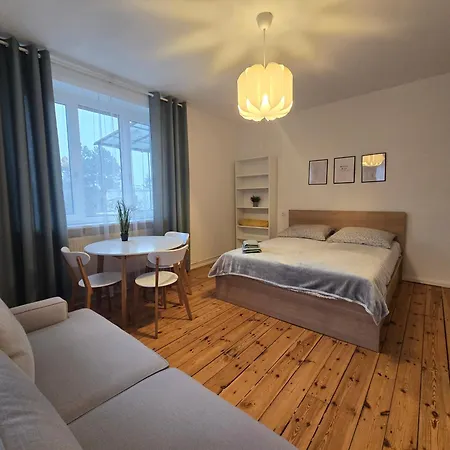 Panzió Przestronne W Domu Prywatnym Ze Wspolna Lazienka Prywatnosc I Komfort *